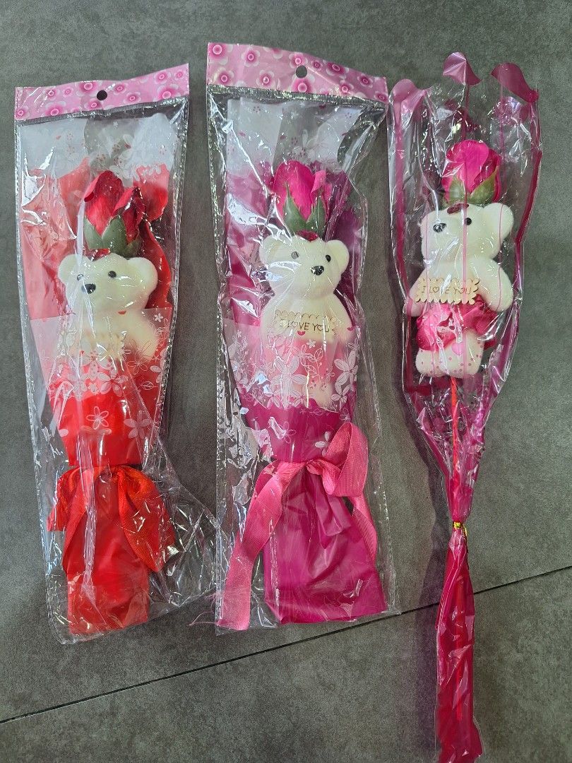 Valentines Day Bear and rose (Category: Plushies & Soft Toys) located in Quezon City. Submitted by bellemarketing (Listing ID 1282063425, Image 1). Description: Teddy Bear/flower with stick For pick up @ q.c.