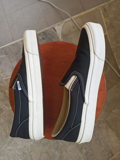 Vans deals vault uk