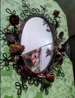 Vintage Decorative Mirror 🪞