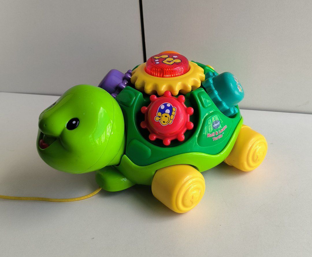 Vtech roll sale and learn turtle