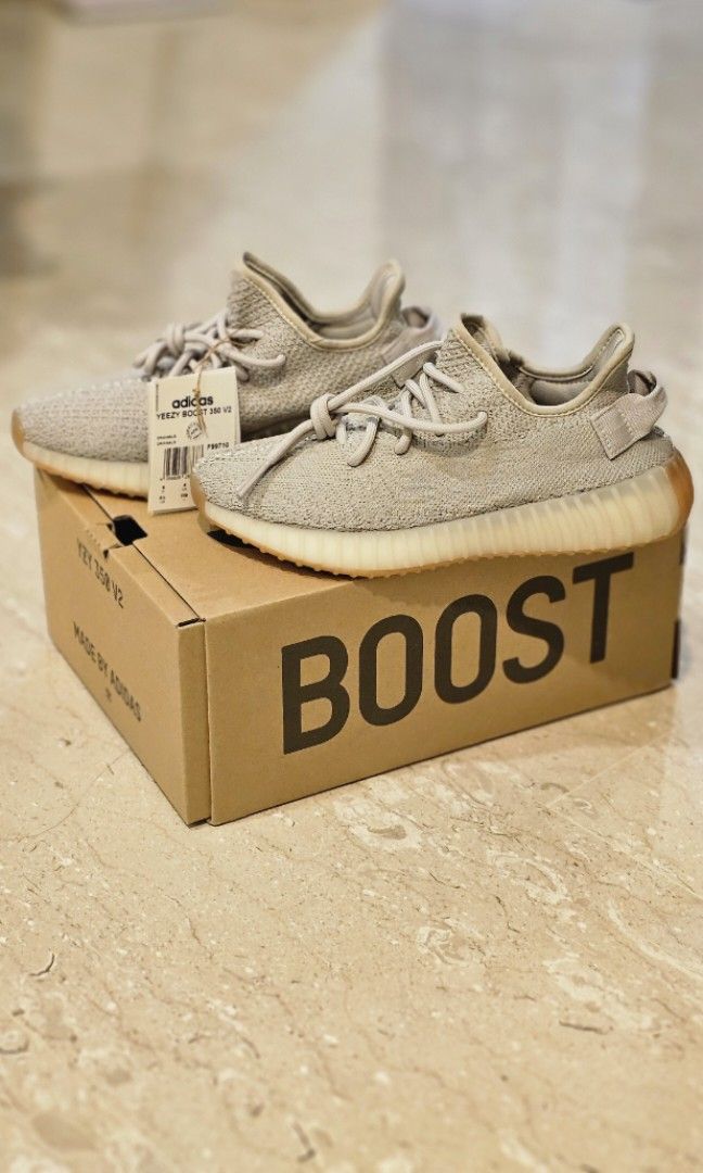 Adidas yeezy hotsell 950 boost gold