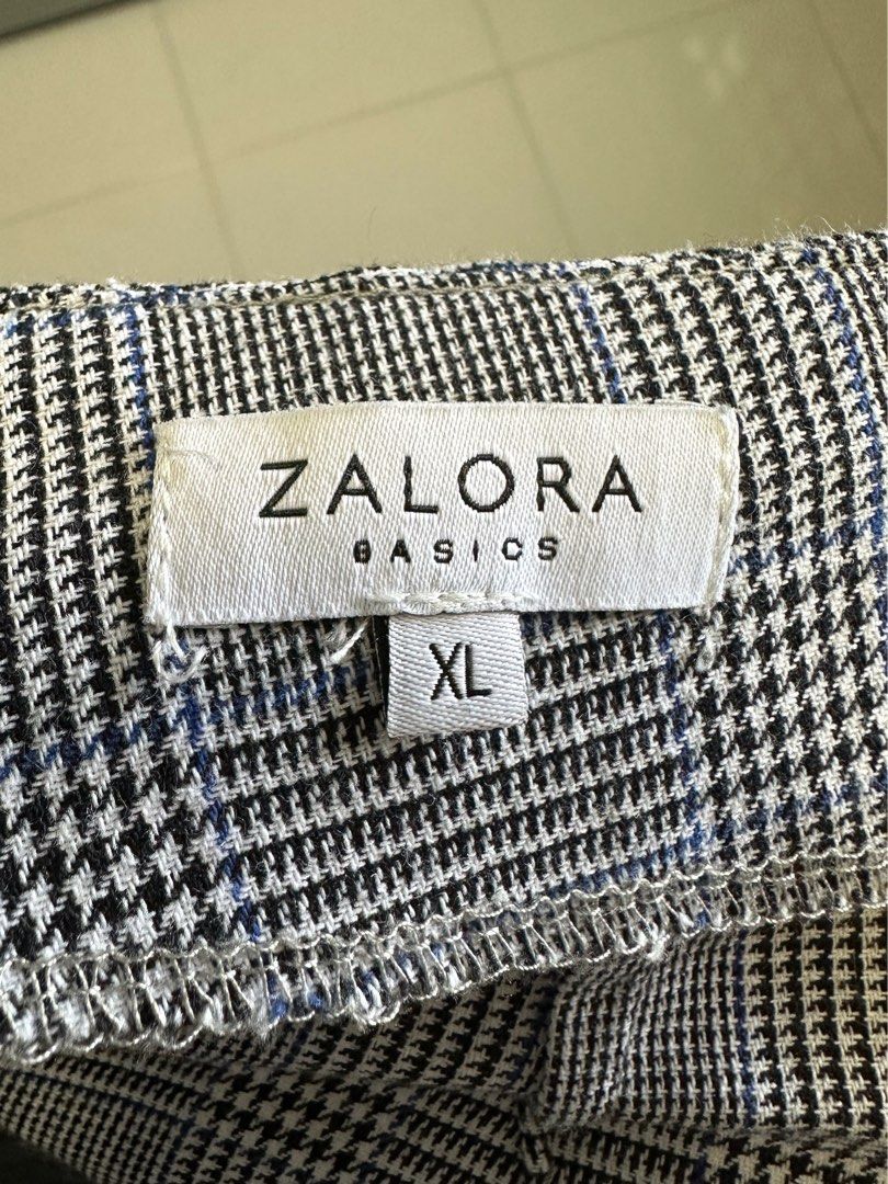 Plaid hot sale skirt zalora