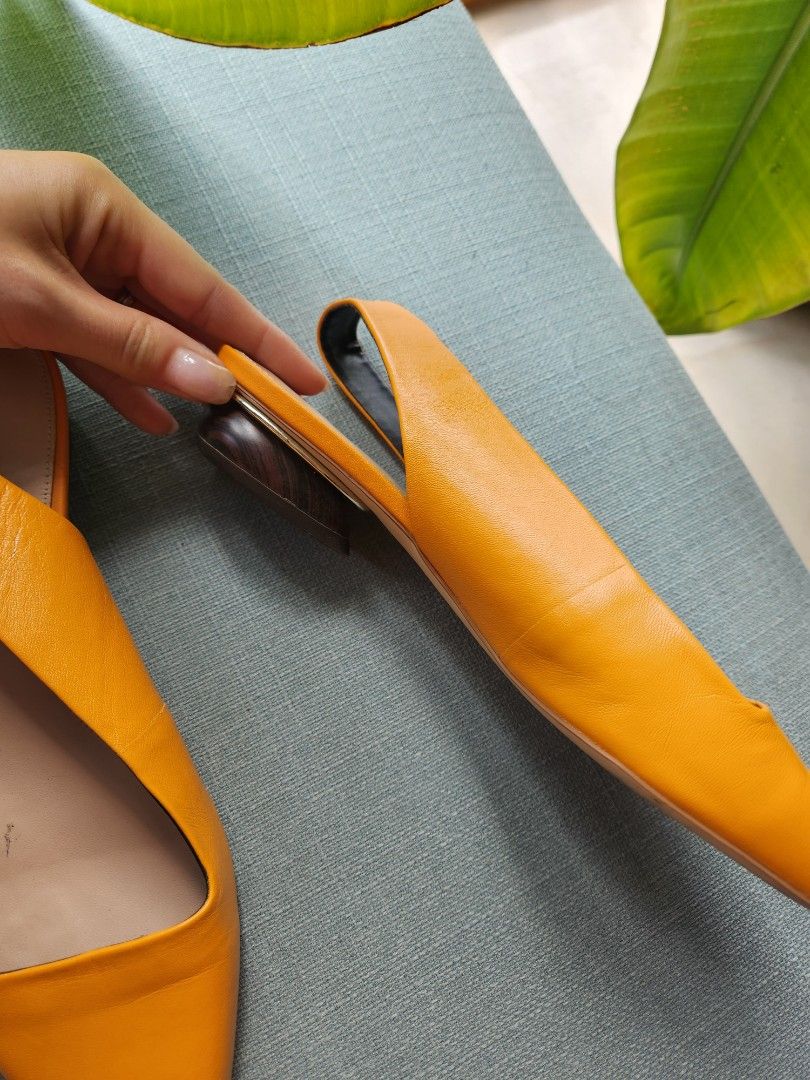 Zara hot sale yellow flats
