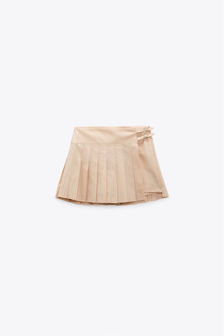 Zara Striped Box Pleat Skort (Category: Skirts) located in Makati City. Submitted by MyPurchases2021 (Listing ID 1282036905, Image 1). Description: Zara Skort ! BNWT! .