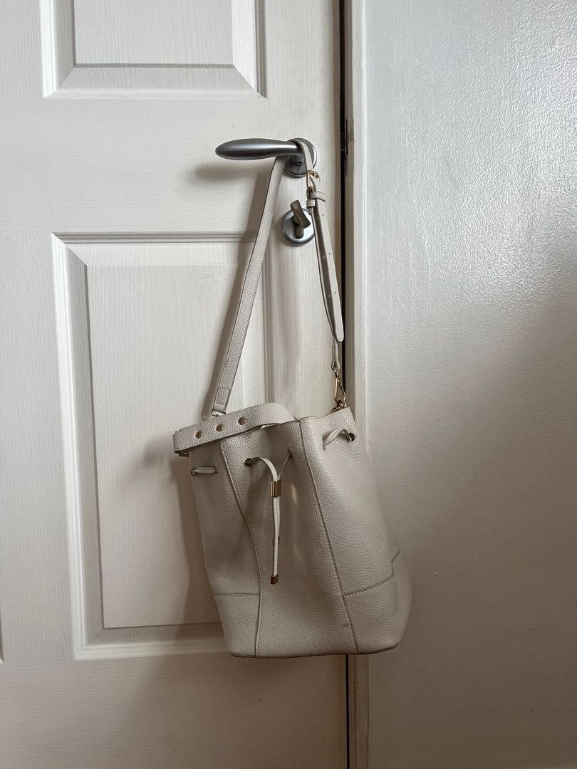 Zara white bucket bag on sale