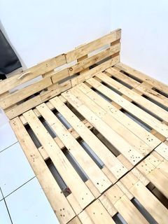 4 PIECES BED PALLETS