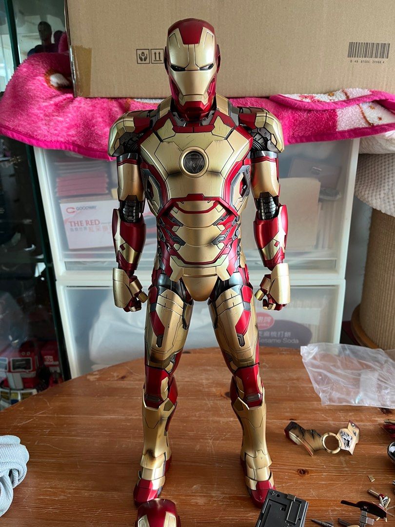 Hot toys qs007 store
