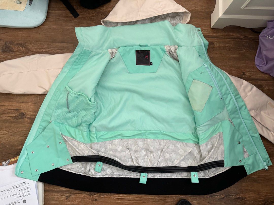 日本品牌43Degrees 單板滑雪外套女裝Snowboarding Jacket, 女裝, 外套