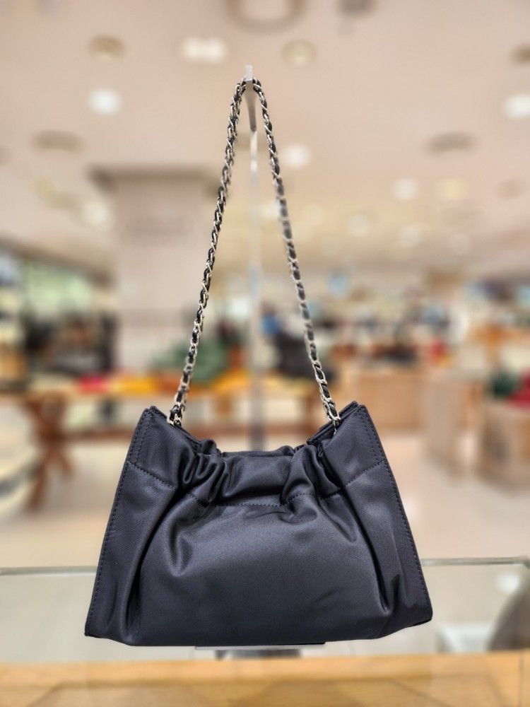 ショルダーバッグ・ポシェット JILLSTUART Coco Chain chain mini cross and shoulder bag Cocochain] Denim Chain Mini Cross and Shoulder Bag – HK Buy