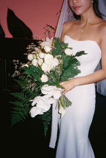 SEWA] White dress, Women's Fashion, Dresses & Sets, Evening Dresses & Gowns  on Carousell