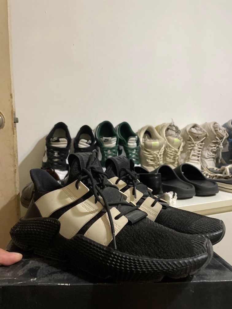 All white deals prophere
