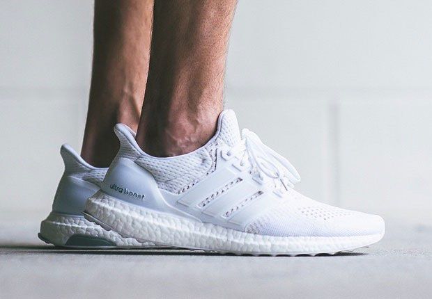 Ultra boost xeno white 2025