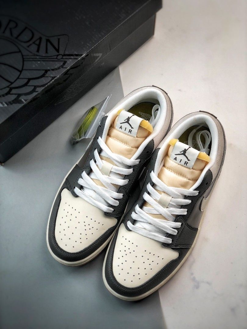Air Jordan 1 Low SNKRS Day Korea Magpie shoes