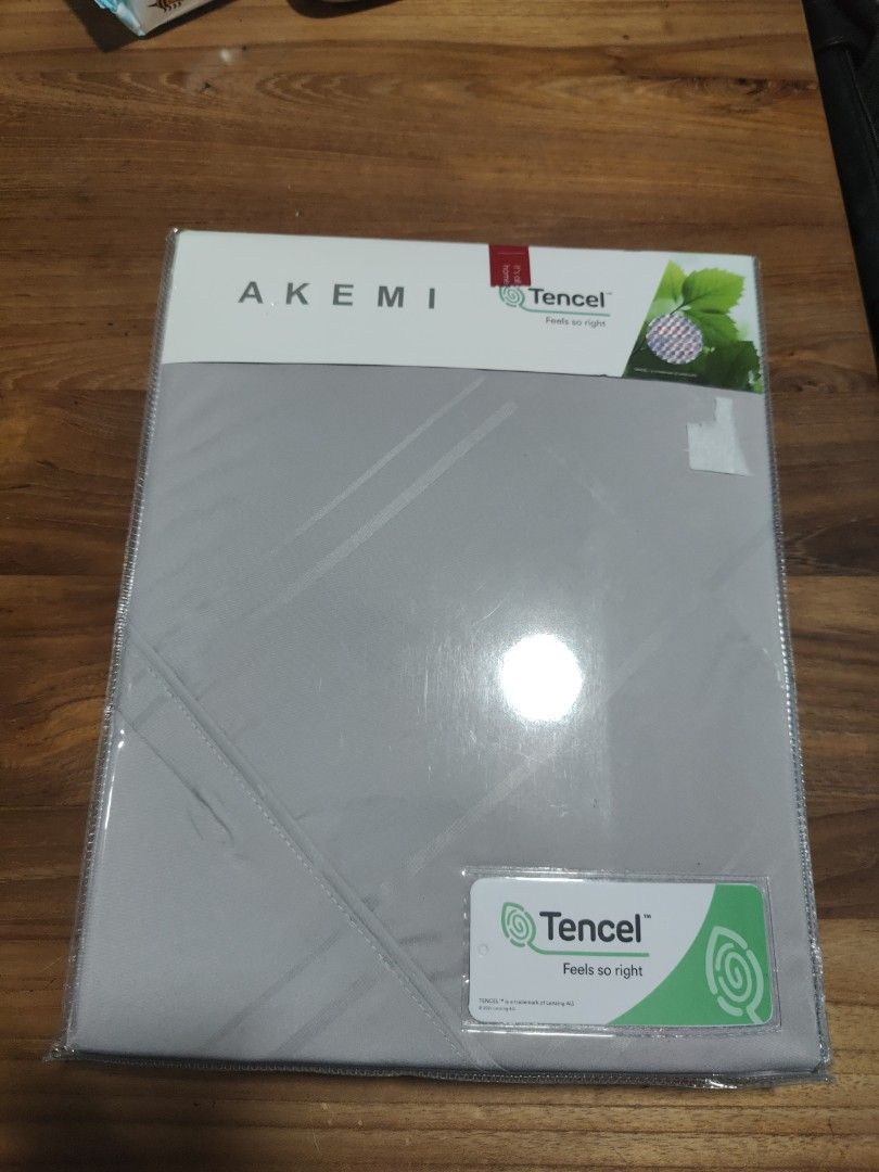 Akemi bedsheet queen size, Furniture & Home Living, Bedding & Towels on