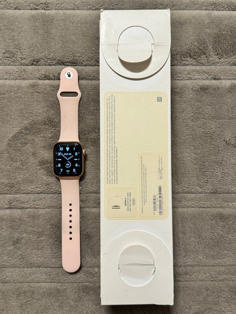 Apple watch series deals 5 44mm a2093