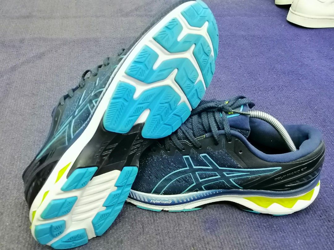 Sepatu volly asics kayano sale