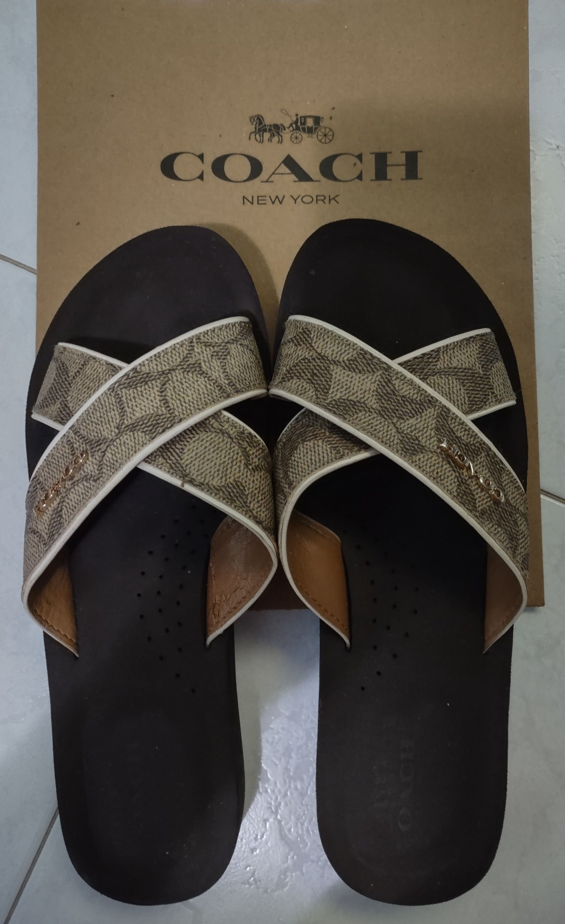 Authentic Coach Signature Sandals US 6.5 Luxury Sneakers
