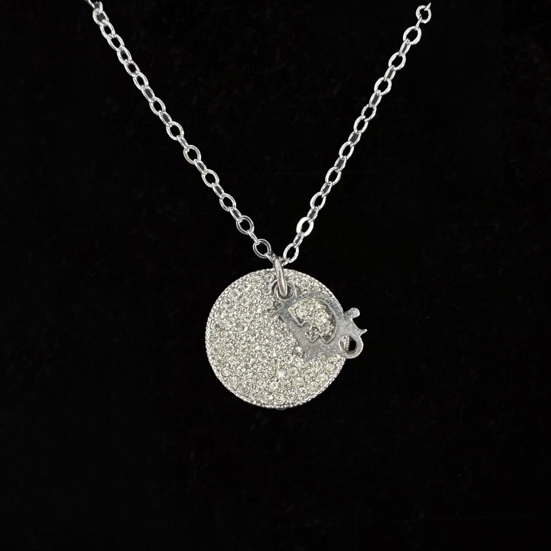 Christian dior cheap pendant necklace