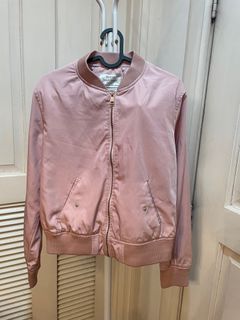 (Category: ) located in . Submitted by camsclothes (Listing ID 1282365205, Image 1). Description: .