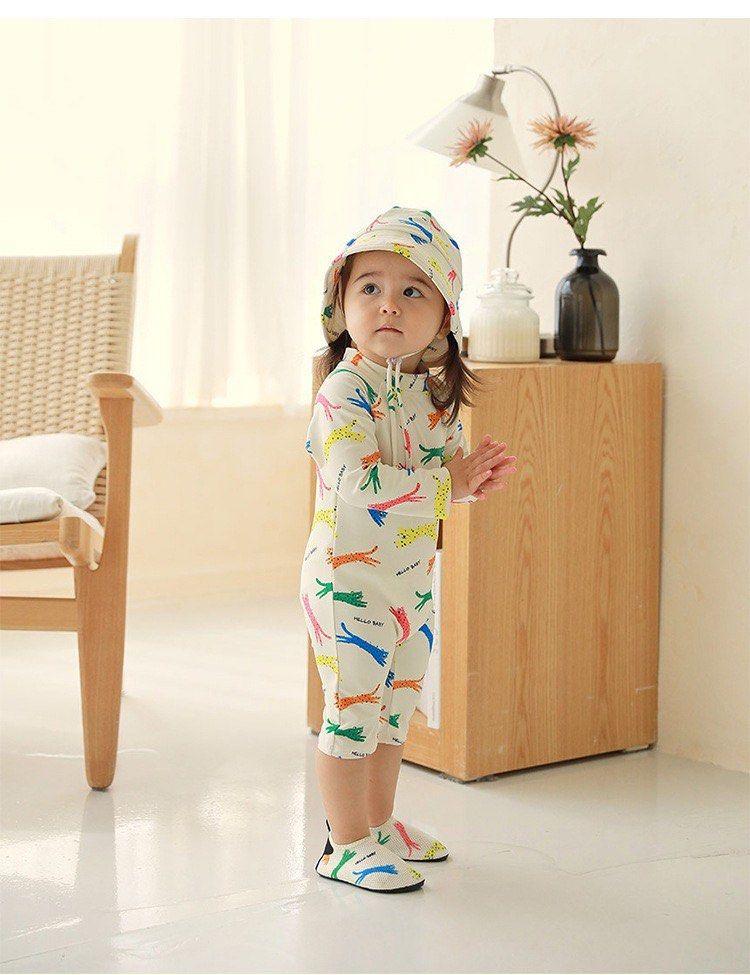 Baby swimsuit and hat set deals