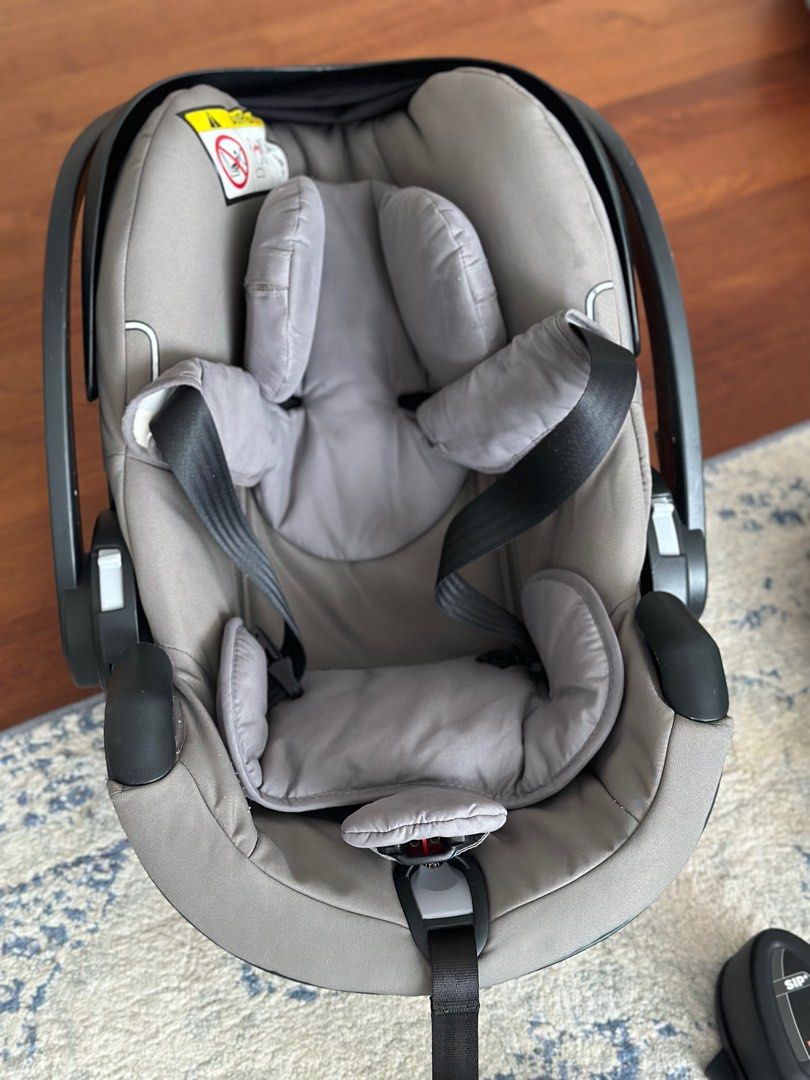 Babyzen car sales seat base