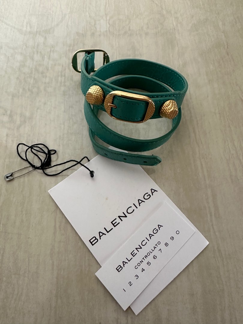 Balenciaga sale arena giant