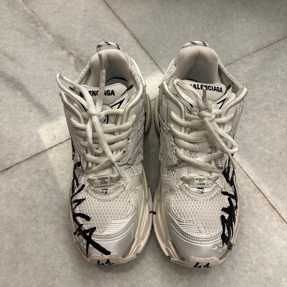 Latest balenciaga shoes 219 online