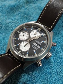 (Category: ) located in . Submitted by timepieces_chinatown (Listing ID 1282184721, Image 1). Description: .