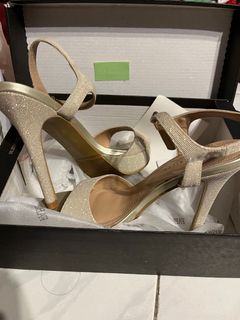 Gold and deals navy blue heels