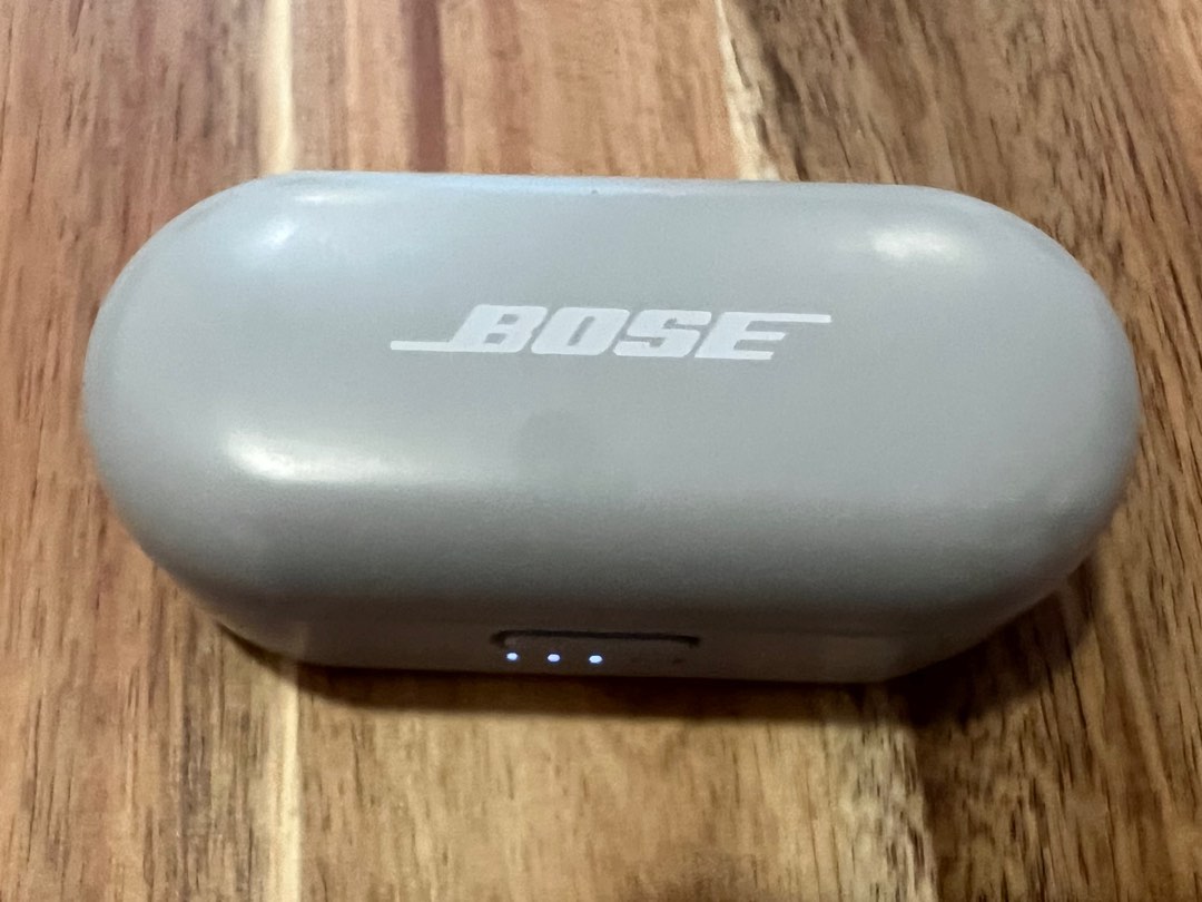 Bose sport best sale earbuds charging case