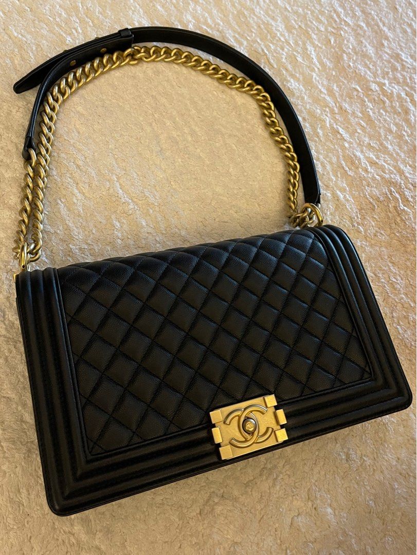 BOY CHANEL HANDBAG BLACK CAVIAR