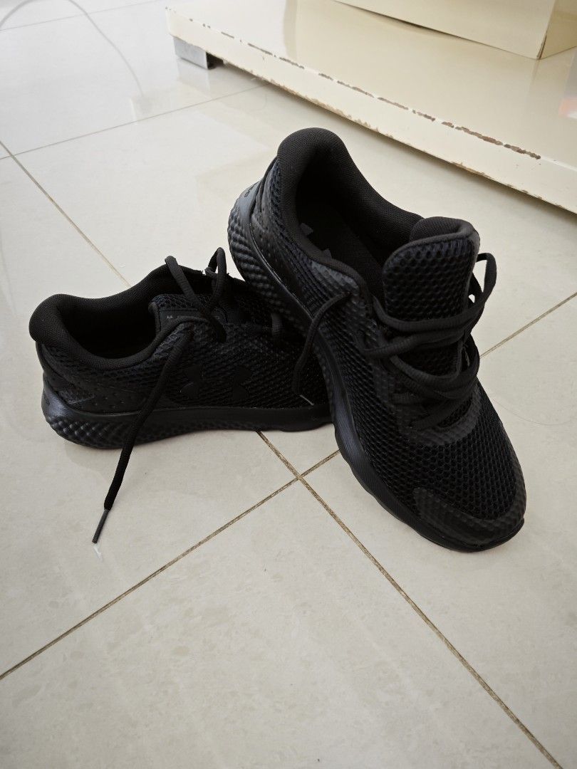Grade school ua charged rogue hot sale
