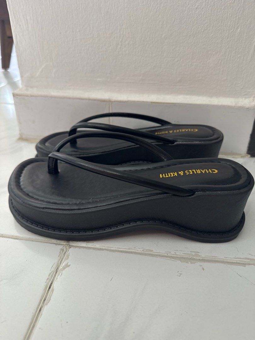 All top black flatforms
