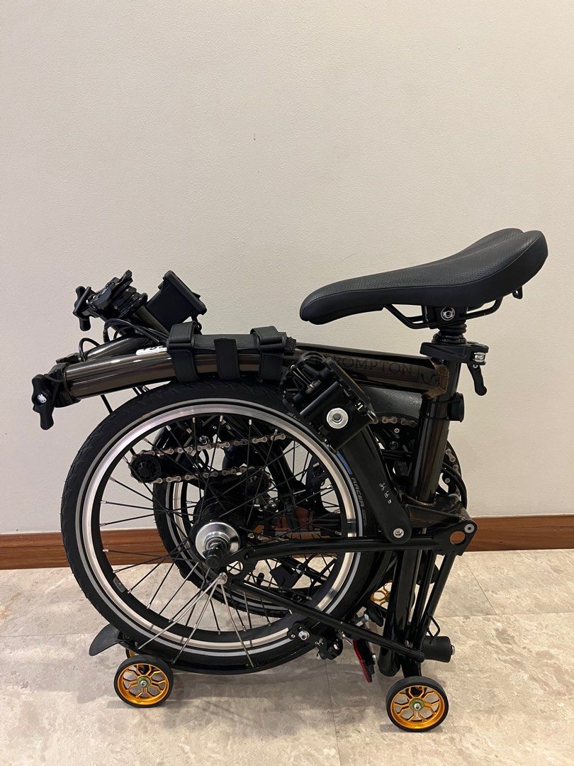 Brompton C line Black Edition Black Lacquer For Sale