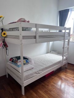 (Category: ) located in . Submitted by connievi (Listing ID 1282219577, Image 1). Description: .