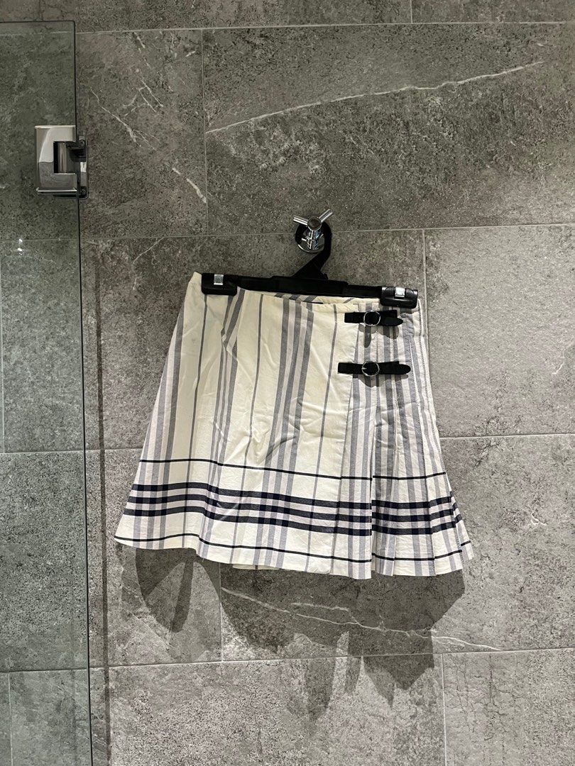 Burberry vintage skirt discount