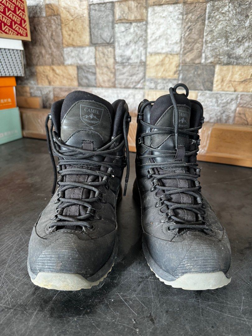 Camel hiking boots shoes Men s Fashion Footwear Boots on Carousell