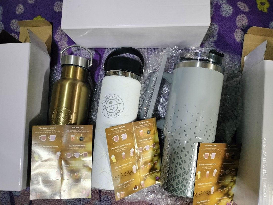 CBTL LEHT (Category: Water Bottles & Tumblers) located in Makati City. Submitted by mungojerry (Listing ID 1255293333, Image 2). Description: Coffee Bean and Tea Leaf Limited Edition Holiday Tumblers 2023 Collection 4k for the set 2022 Collection 3.5K for set of four 1K each Brand New with Box Payment: GCASH BPI Funds Transfer Delivery: LBC Grab Express.