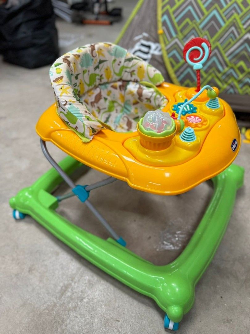 Chicco Baby Walker