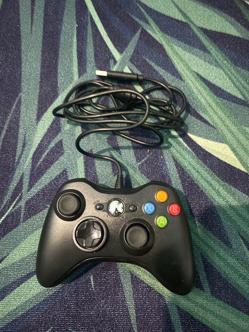 Controller PC (Plug/Play) (Category: Controllers) located in Seri Gading. Submitted by rauflatif98 (Listing ID 1282314328, Image 2). Description: controller 360 untuk pc condition berfungsi dengan baik, semua button function, masih baru dan baru pakai dua kali jual sebab dah takde pc nak buat main. location banting selangor/batu pahat johor. harga rm50.