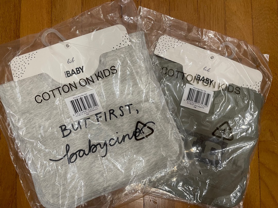Cotton top on bibs