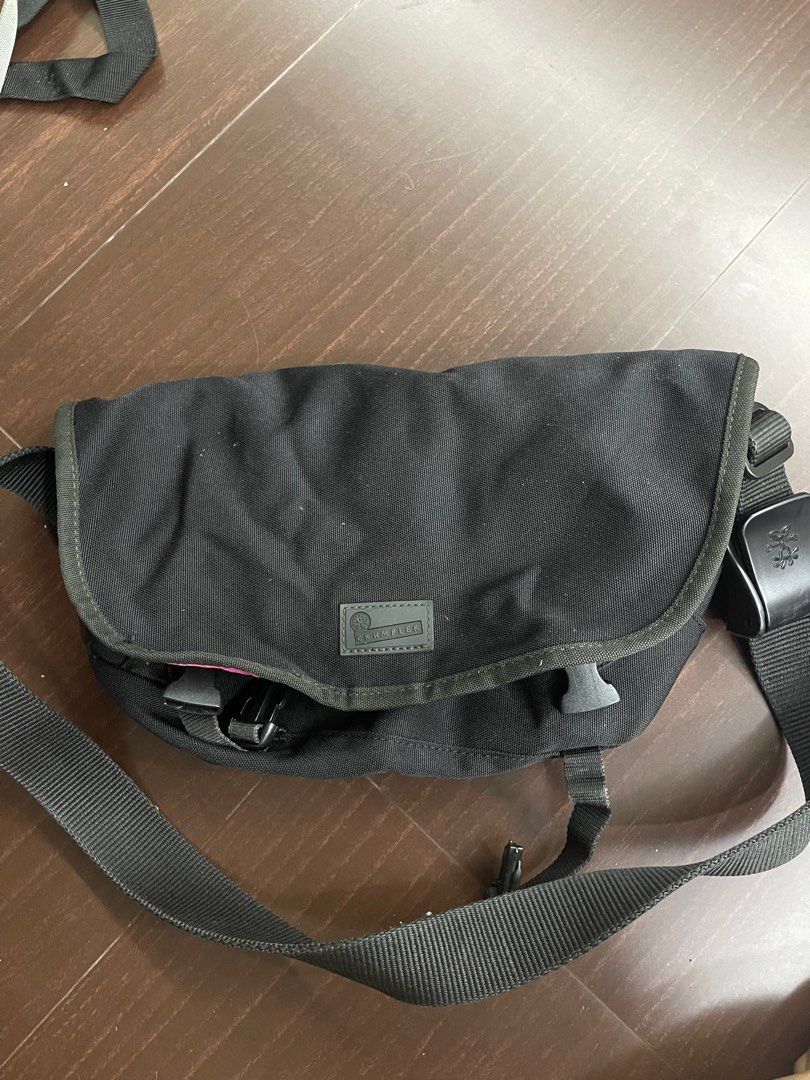 Crumpler Sling Bag