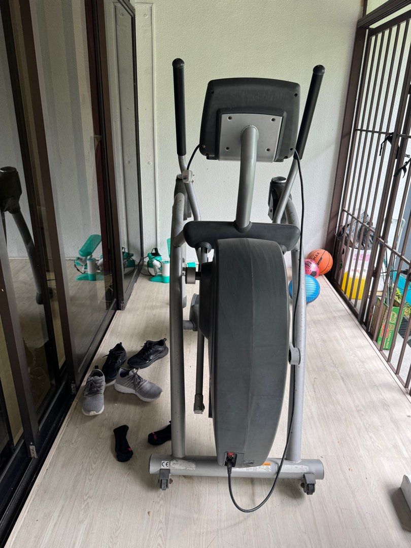 Cybex cardio best sale arc trainer