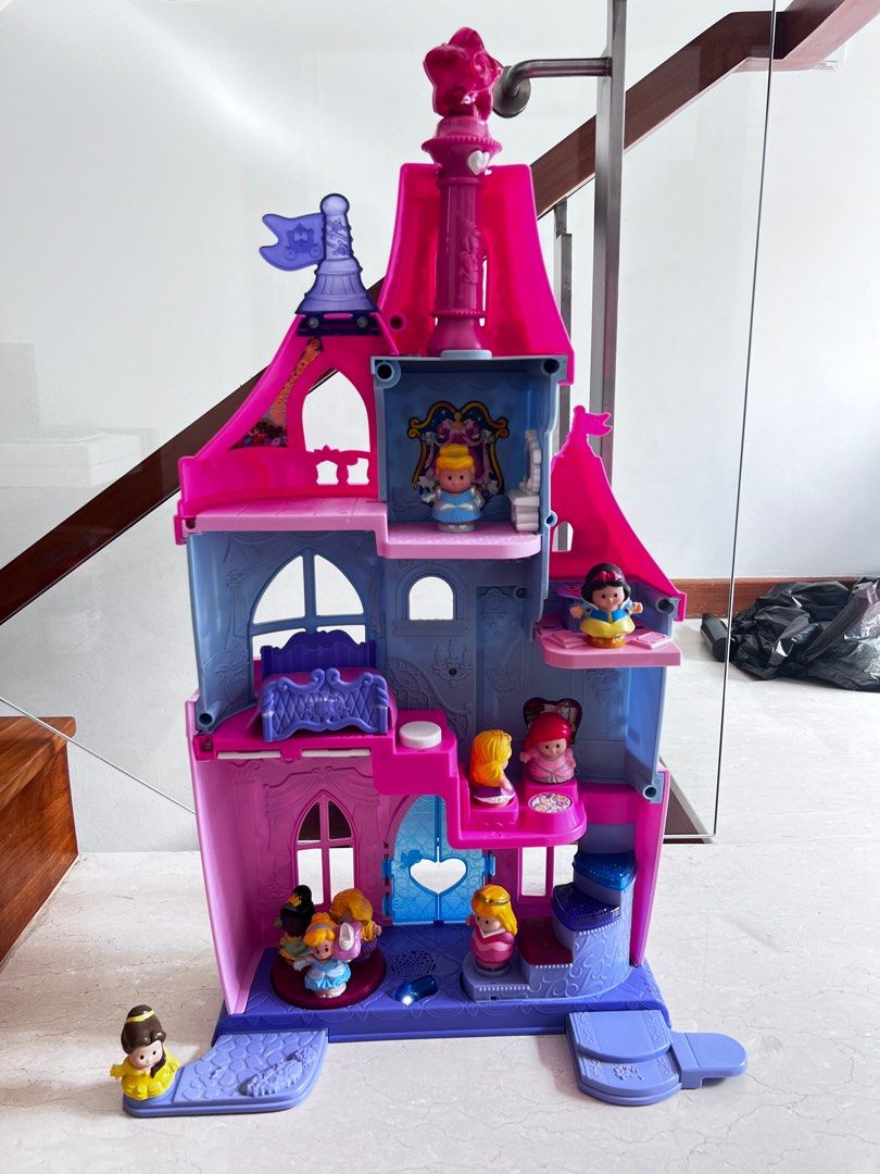 Disney princess little people castle. Hobbies Toys Toys
