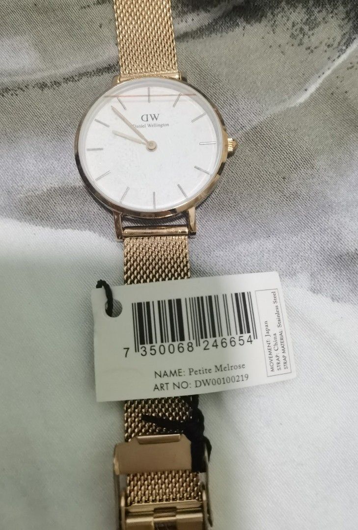 Gold dw watch new arrivals