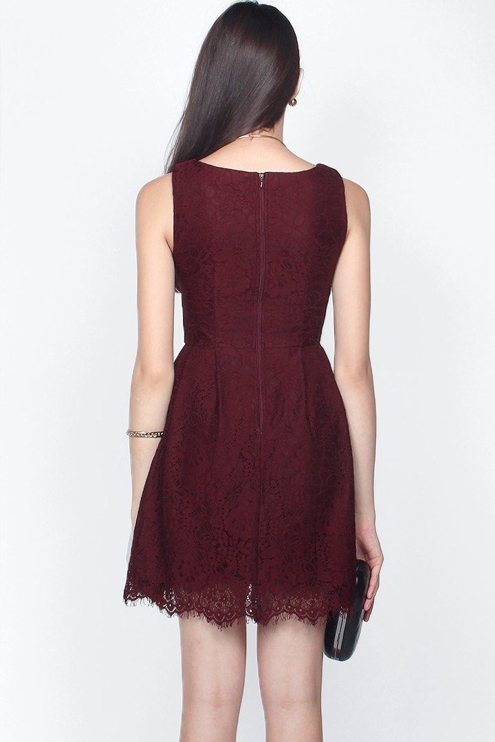 Fayth Loewe Lace Dress, Women's Fashion, Dresses & Sets, Dresses on  Carousell