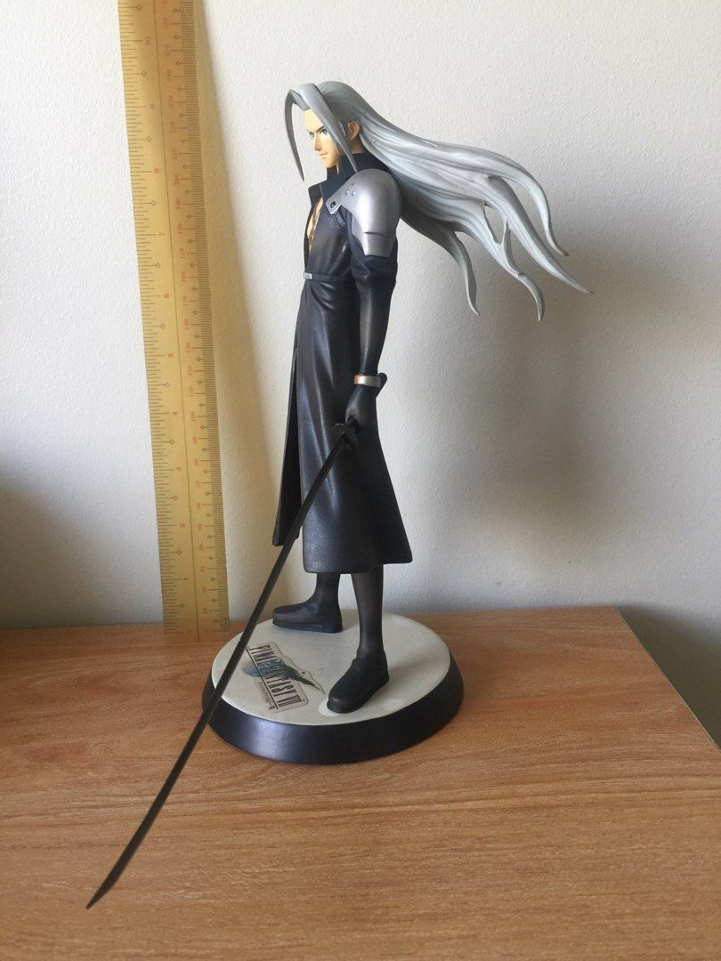 final fantasy sephiroth (Category: Figurines & Statues) located in Manila. Submitted by treasurepile (Listing ID 1282390395, Image 3). Description: final fantasy sephiroth character figure 9” • kotobukiya craftsmanship • resin • with box.