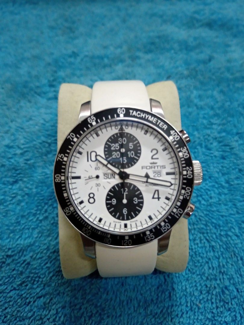 Fortis B 42 Stratoliner Chronograph White