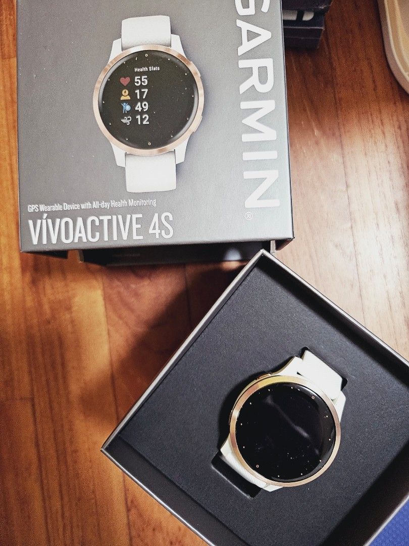 Garmin vivoactive white hotsell and rose gold
