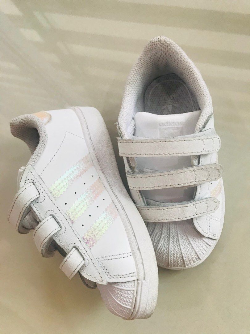 Girl adidas superstar sport shoe